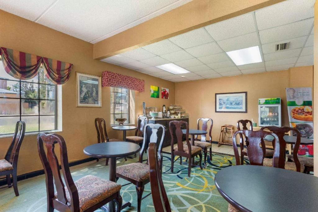Quality Inn Cordele Exterior photo